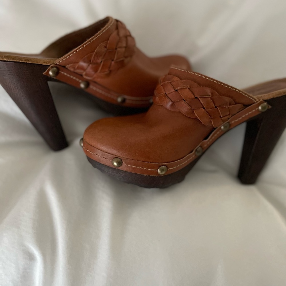 Sbicca Brown Leather Mules with Braided Detail